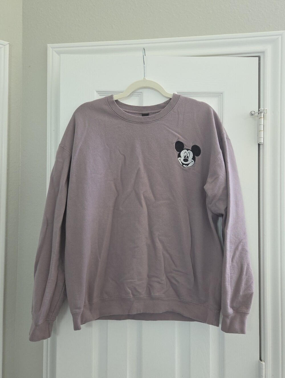 Mickey Mouse Graphic Crewneck - Dusty Mauve